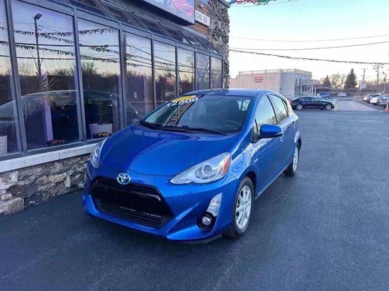 2015 Toyota Prius c Four