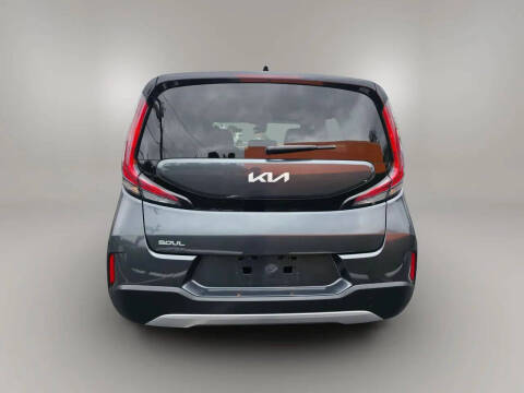 2024 Kia Soul EX