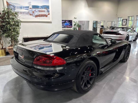 2004 Dodge Viper SRT-10