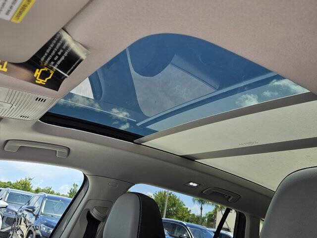 2025 Volkswagen Tiguan SE 4Motion