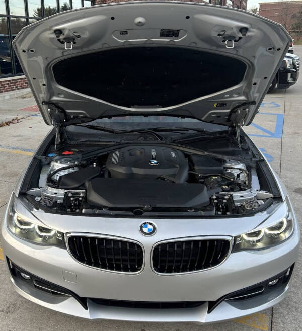 2018 BMW 3 Series 330i xDrive Gran Turismo