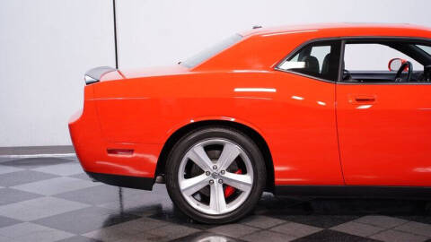 2008 Dodge Challenger SRT8