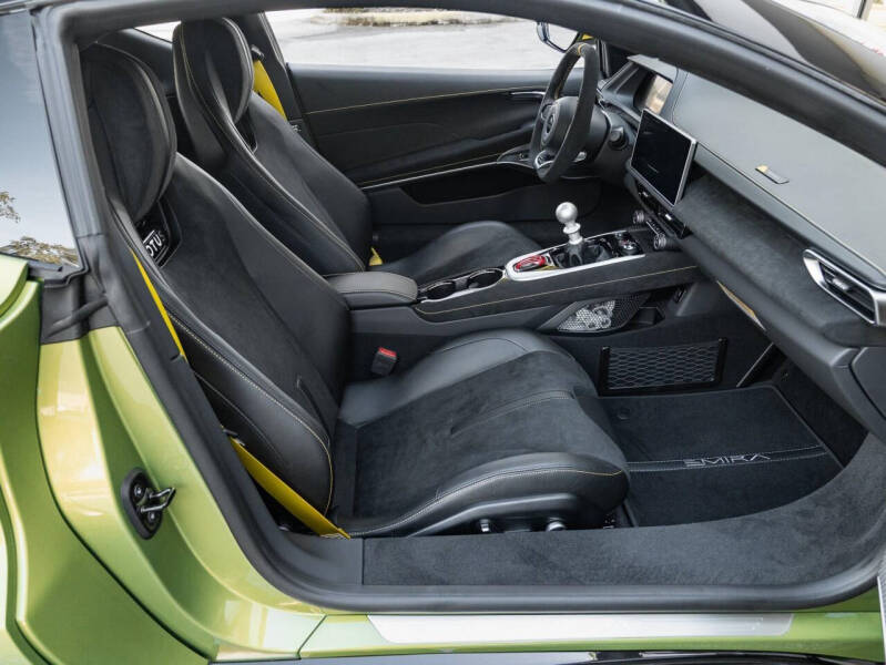 2026 Lotus Emira V6 SE