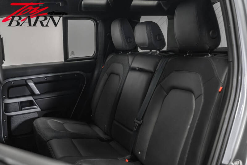 2023 Land Rover Defender 110 X-Dynamic SE