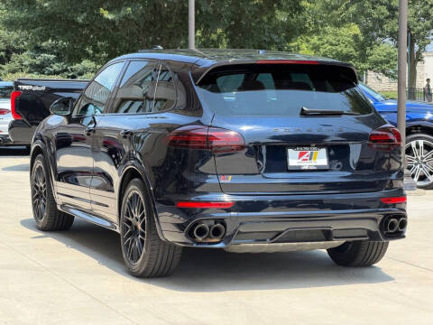 2016 Porsche Cayenne GTS