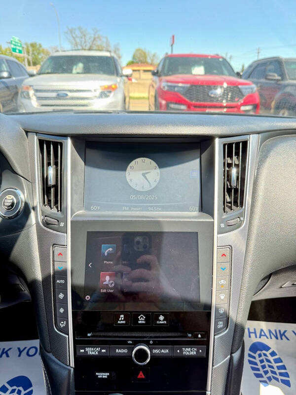 2014 Infiniti Q50 Premium