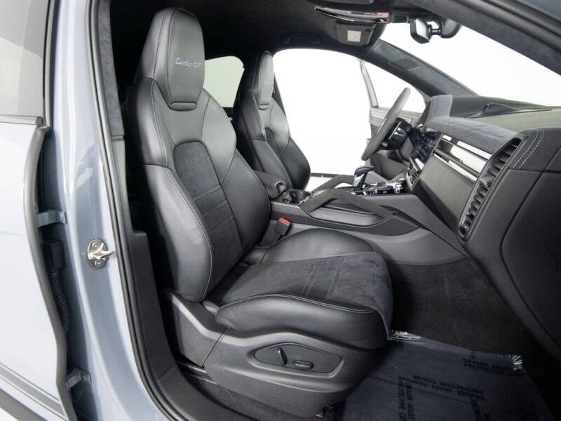 2022 Porsche Cayenne Turbo GT