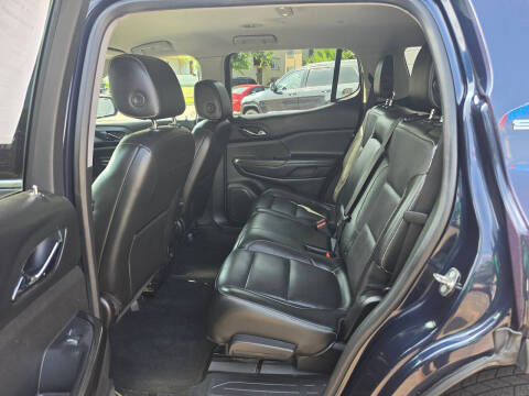 2017 GMC Acadia SLT-1
