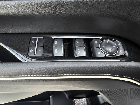 2022 Cadillac Escalade ESV Premium Luxury