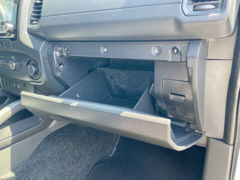 2022 Nissan Frontier S