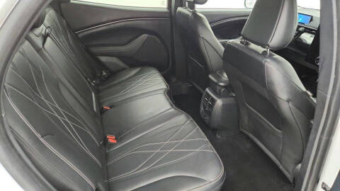 2021 Ford Mustang Mach-E Select