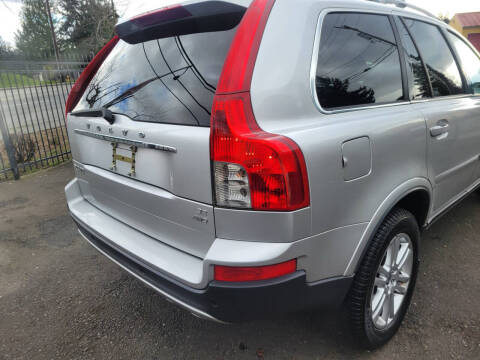 2010 Volvo XC90 3.2