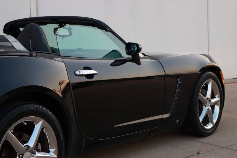 2009 Saturn SKY Red Line