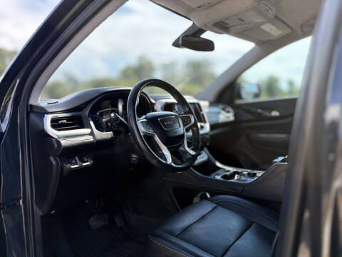 2020 GMC Acadia SLT