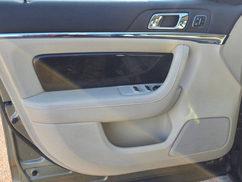 2013 Lincoln MKS