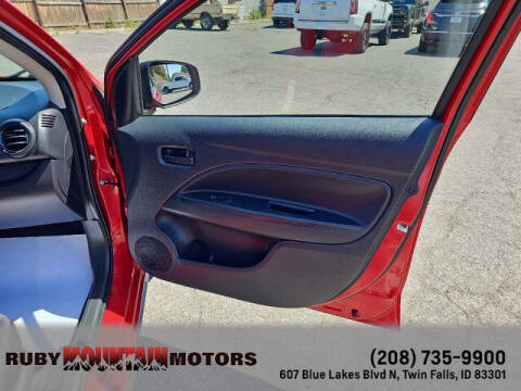 2019 Mitsubishi Mirage ES