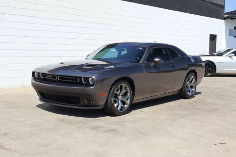 2016 Dodge Challenger SXT