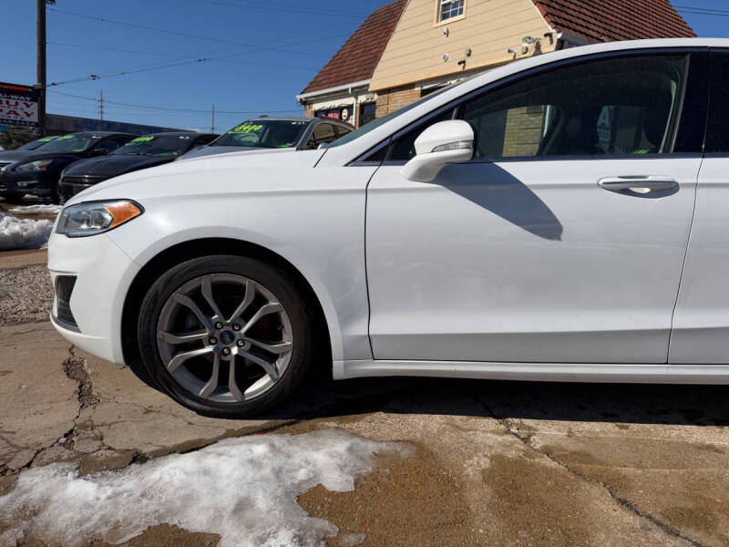 2019 Ford Fusion SEL