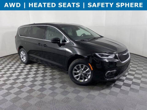 2025 Chrysler Pacifica for sale at Wally Armour Chrysler Dodge Jeep Ram in Alliance OH