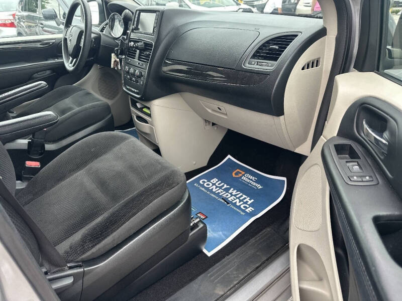 2017 Dodge Grand Caravan SE