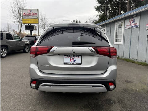 2020 Mitsubishi Outlander