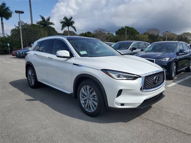 2025 Infiniti QX50 Luxe