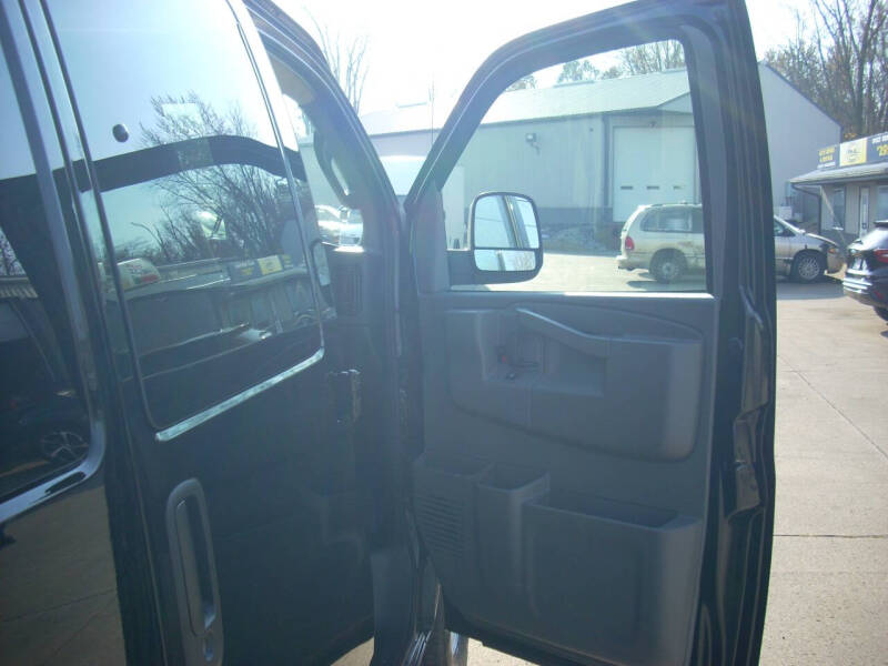 2024 GMC Savana LS 3500