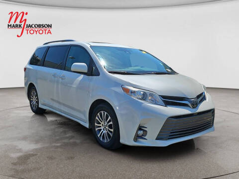 2018 Toyota Sienna
