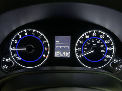 2011 Infiniti G25 Sedan x