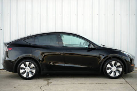 2023 Tesla Model Y Long Range