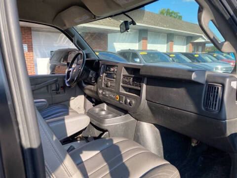 2016 Chevrolet Express 2500