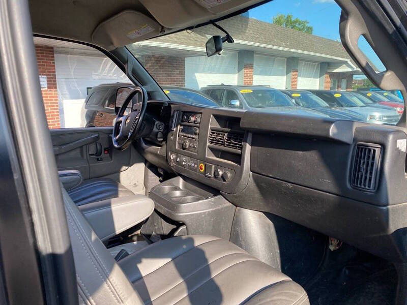 2016 Chevrolet Express 2500