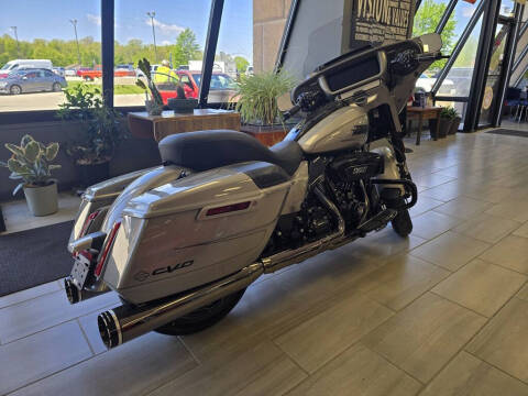 2023 Harley-Davidson Street Glide