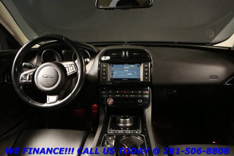 2017 Jaguar XE 25t Premium