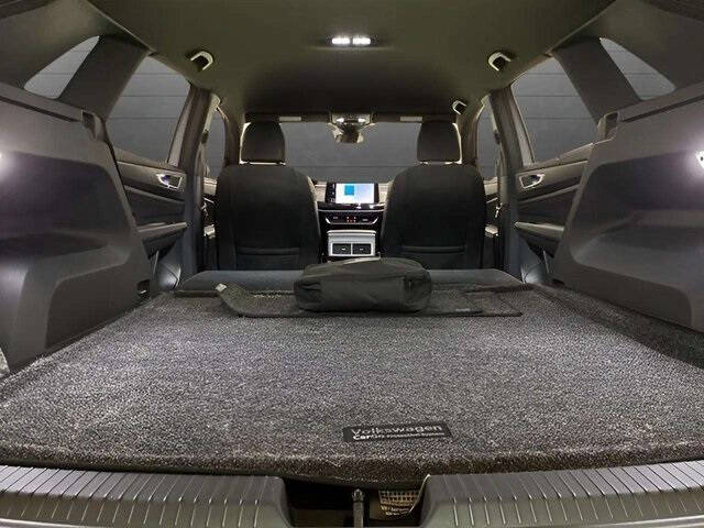 2025 Volkswagen Atlas Cross Sport SE 4Motion