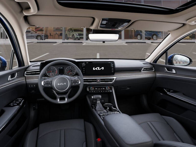 2024 Kia K5 EX