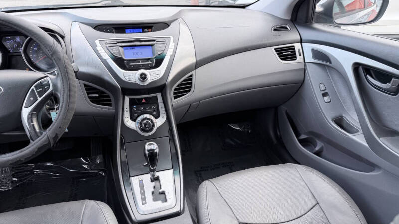 2012 Hyundai Elantra Limited