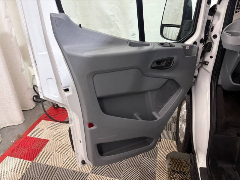 2019 Ford Transit 350 XLT