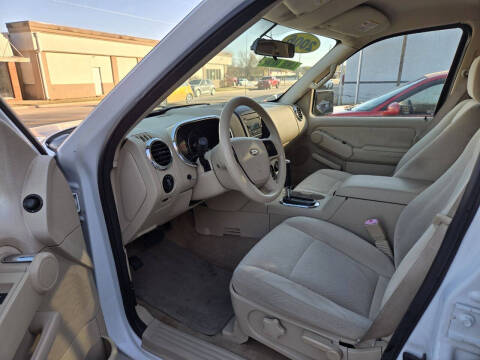 2006 Ford Explorer XLS