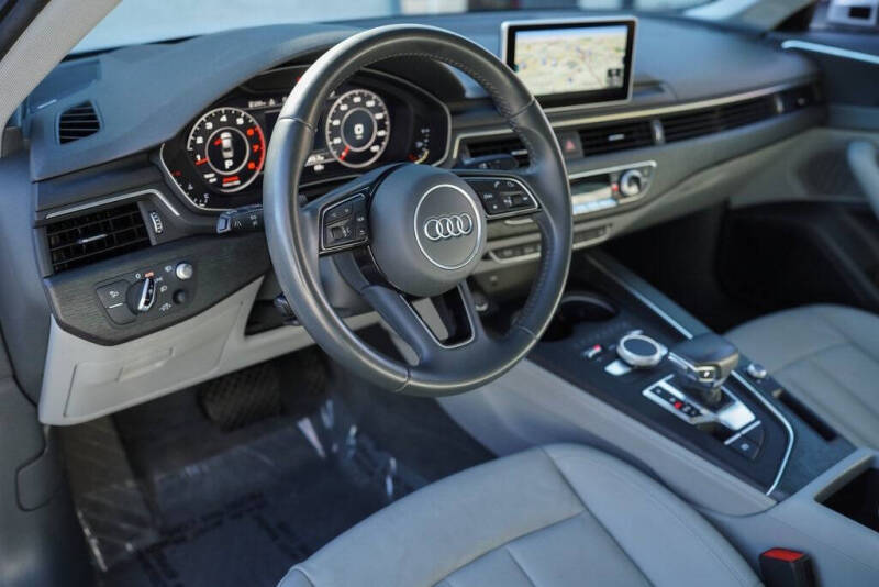2018 Audi A4 2.0T ultra Prestige