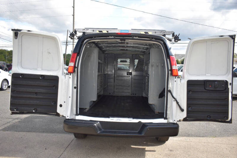 2017 Chevrolet Express 2500