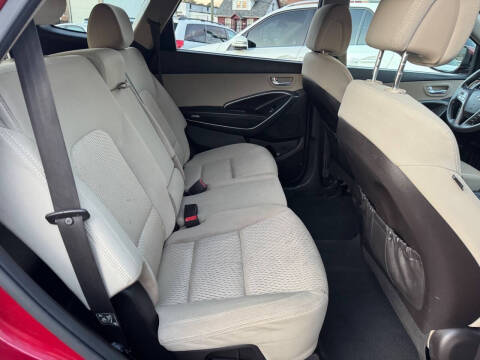 2016 Hyundai Santa Fe SE