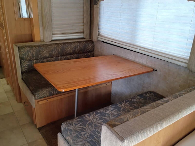 2008 Ford Bounder