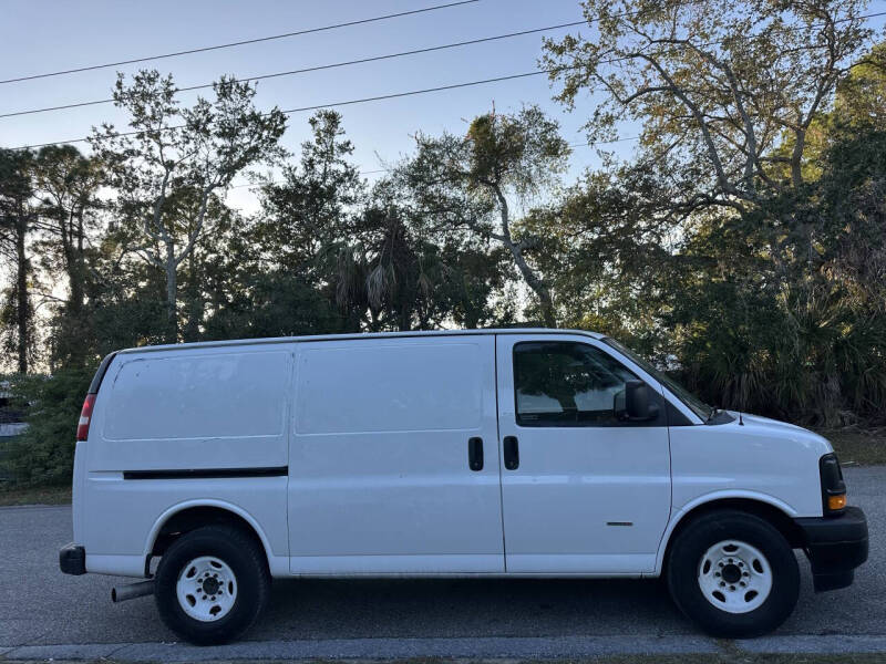 2017 Chevrolet Express 2500