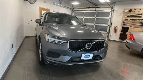 2020 Volvo XC60 T5 Momentum