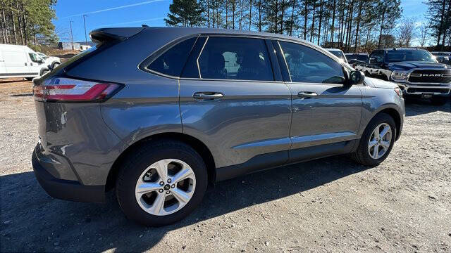 2023 Ford Edge SE