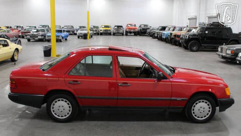 1986 Mercedes-Benz 300-Class 300 E