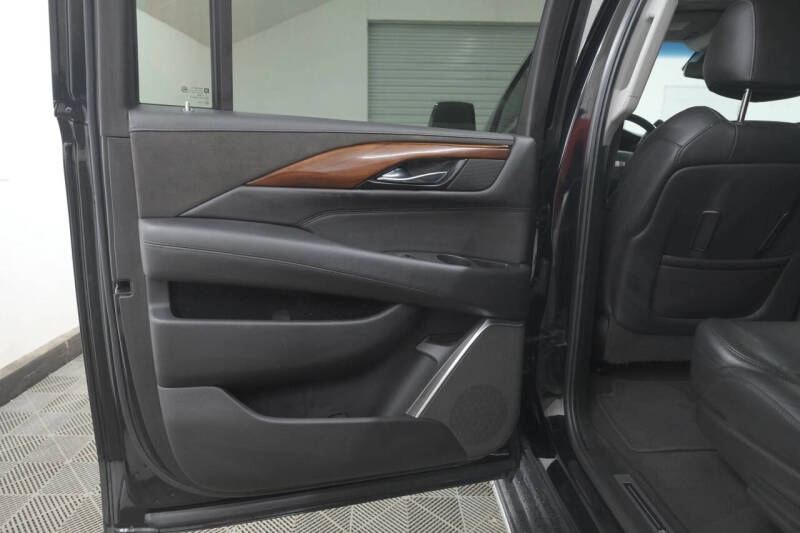 2019 Cadillac Escalade ESV Luxury