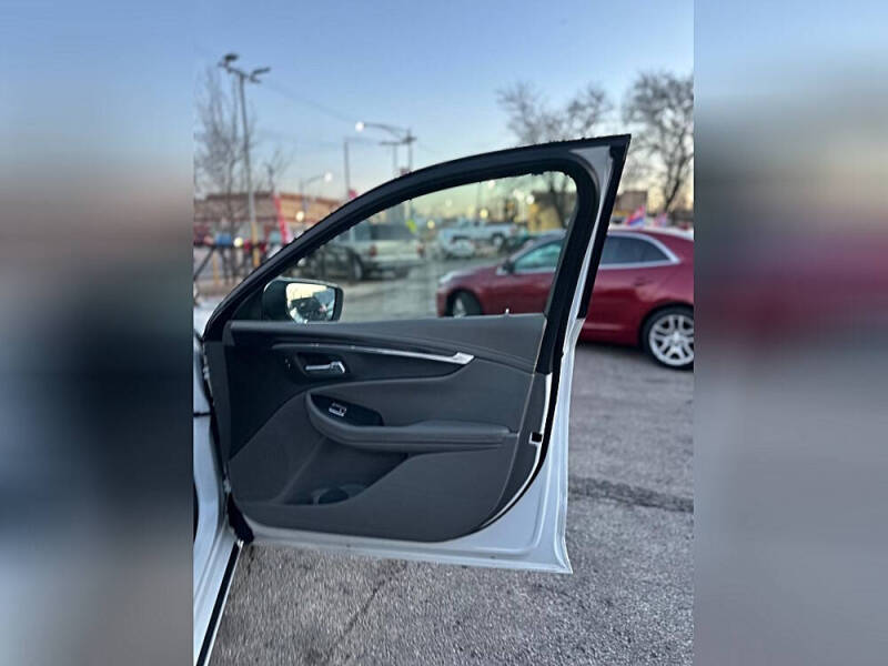 2017 Chevrolet Impala LT