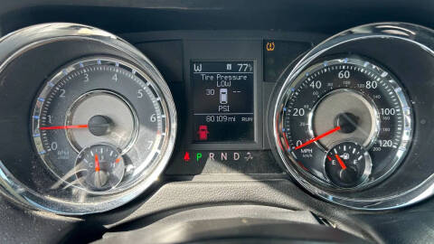 2011 Chrysler Town and Country Touring-L